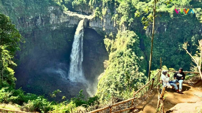 Panorama Coban Sriti Pronojiwo, hidden gem wisata keindahan alam