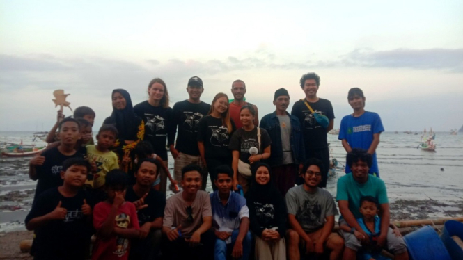 Aktivis konservasi ikan pari Mobula di pesisir Muncar
