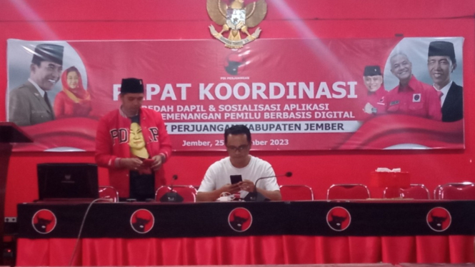 Widarto selaku Sekretaris PDIP Jember saat ditemui dikantornya