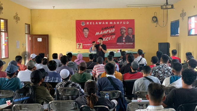 Chandra Astan Berikan Edukasi Politik Kepada Masyarakat