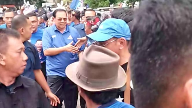 Kedatangan SBY di Lapangan Maron Genteng Banyuwangi