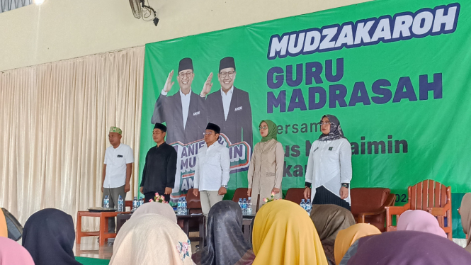 Cak Imin saat pertemuan dengan seribu guru maarif