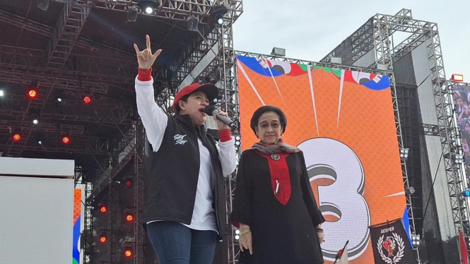 Puan Maharani dan Megawati Soekarnoputri