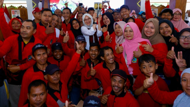 Bupati Ipuk tasyakuran Adipura bersama petugas Kebersihan