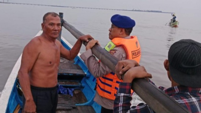 Proses pencarian nelayan di perairan Probolinggo