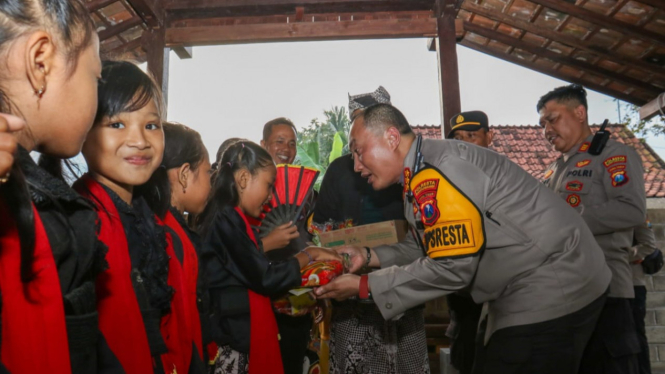 Kapolresta Banyuwangi kunjungi Kampung Adat Osing Kemiren