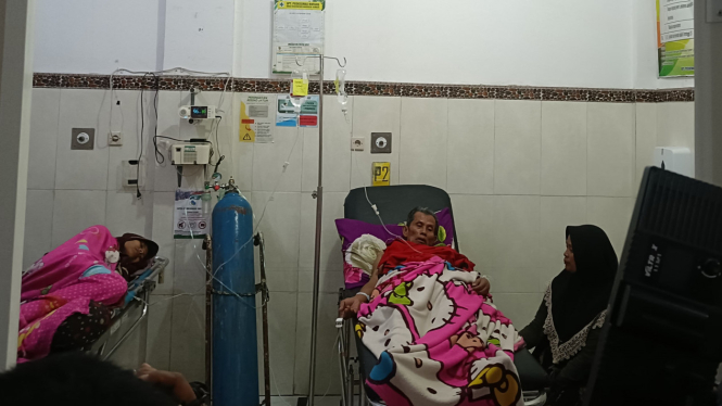 Korban keracunan takjil di rawat di rumah sakit