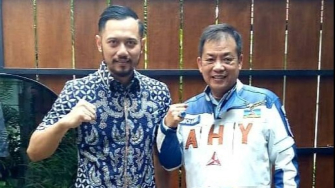 Michael Edy Hariyanto bersama Ketum Partai Demokrat, AHY