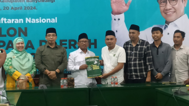 Sugirah mendaftar ke DPC PKB Banyuwangi