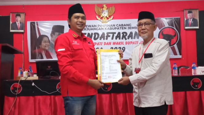 Tim Pemenangan Ahmad Sudiyono mendaftar ke PDIP Jember