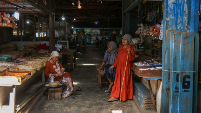 Pedagang di Pasar Banyuwangi belum direlokasi