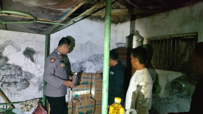 Polisi amankan ratusan minuman keras jenis arak