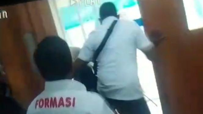 Ormas Pendukung SYL menendang juru kamera Kompas TV