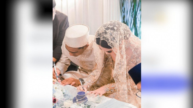 Foto pernikahan Pratama Arhan dengan Azizah