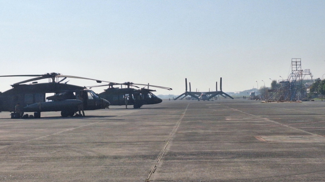 Black Hawk dan Bell Boeing V-22 Osprey di Pembukaan SGS 2024