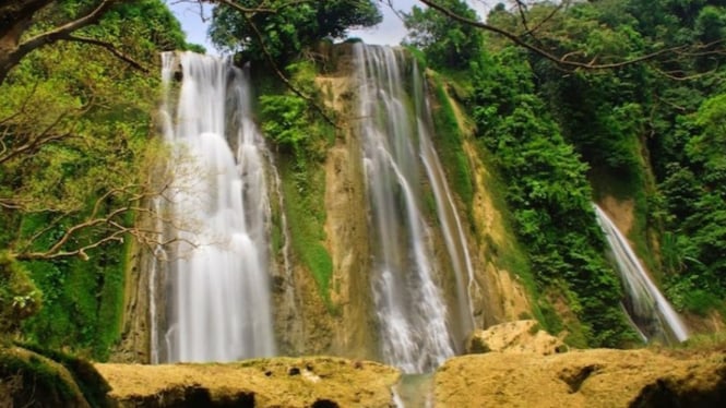 Misteri Asal-Usul Curug Cikaso, Kisah yang Memikat Hati