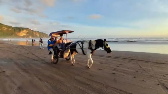 Pantai Parangtritis, 5 Misteri Kerajaan Ratu Pantai Selatan