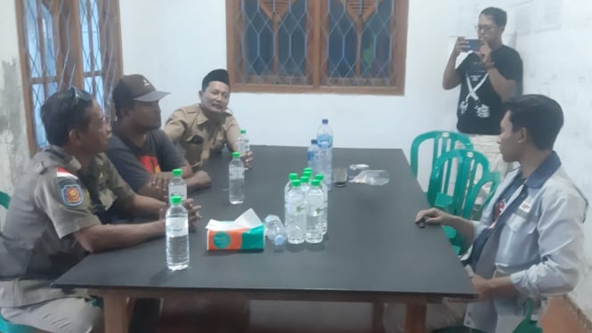 Mediasi antara Camat Wongsorejo, petani dan kontraktor pelaksana