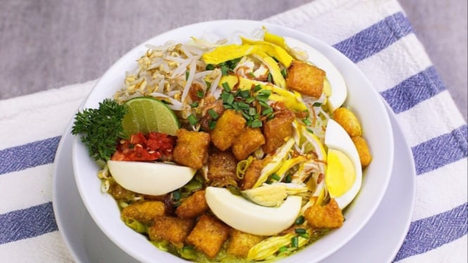 Soto ayam kletuk