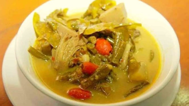 Kuah Pliek U:  Simfoni Rasa Sayur dan Rempah dalam Kuliner Aceh