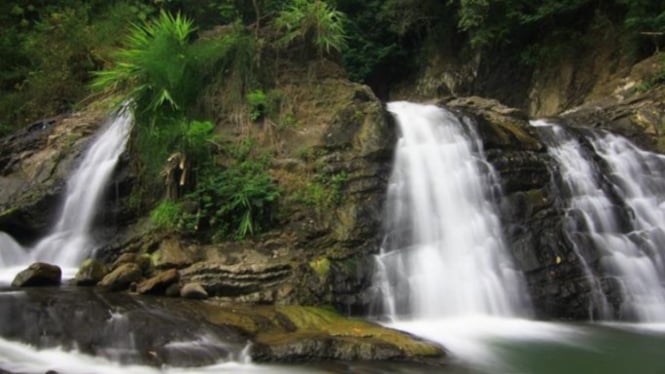 Curug Tujuh Bidadari Surga Tersembunyi atau Gerbang Dunia Gaib?