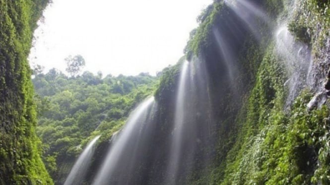 Air terjun identitik dengan bidadari