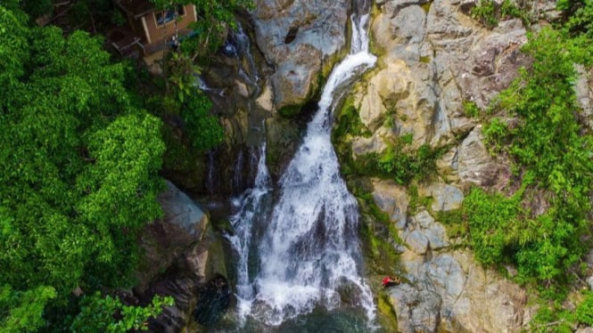 Mitos Bidadari dan Pesona Tersembunyi Air Terjun Suhom