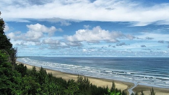 Lhok Rukam Pantai Emas di Ujung Barat Aceh Selatan