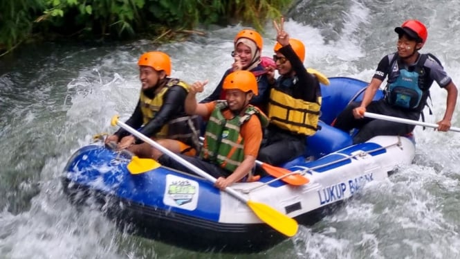 Jeram Lukup Badak Antara Adrenalin dan Bisikan Gaib