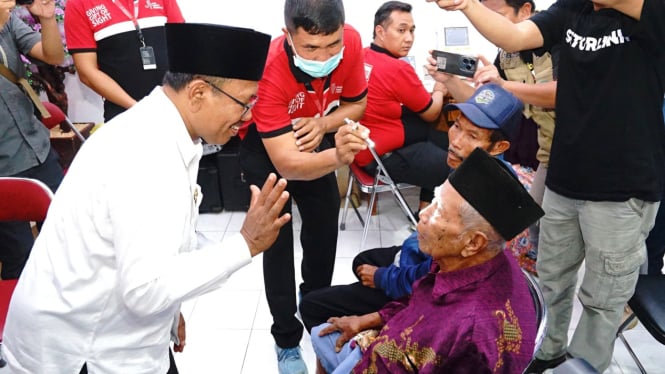 Warga Banyuwangi Dapat Fasilitas Operasi Katarak Gratis