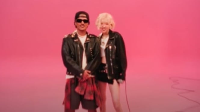 bruno mars & rose