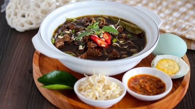 Rawon daging sapi