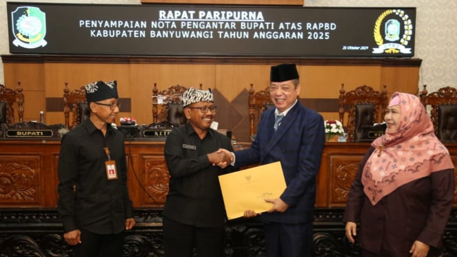 DPRD dan Eksekutif Banyuwangi Mulai Bahas Raperda APBD 2025