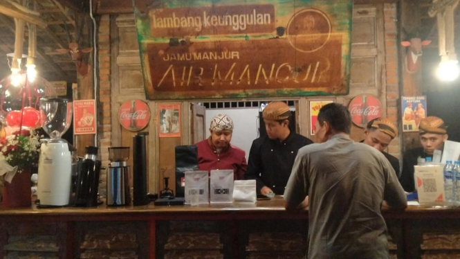 Nostalgia Jawa di Kedai Omah Gumuk: