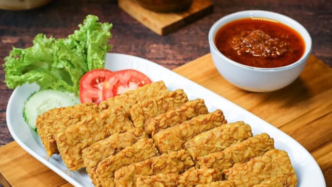 Tempe ungkep sambal terasi goreng