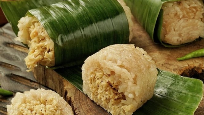 Lemper ayam