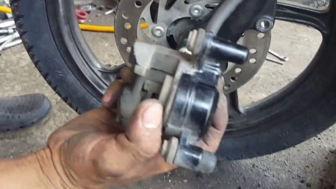 Rem Motor Blong? Jangan Panik! Ini Dia Penyebabnya