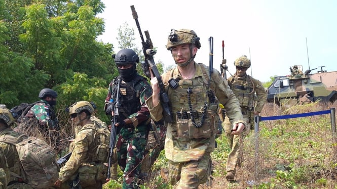 Pasukan TNI dan ADF Laksanakan Latihan Milier Amfibi