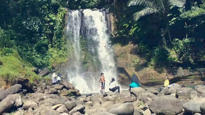 Sipenggeng: Permata Tersembunyi di Tapanuli Tengah