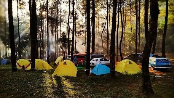 Berkemah di bedengan DAU, Malang