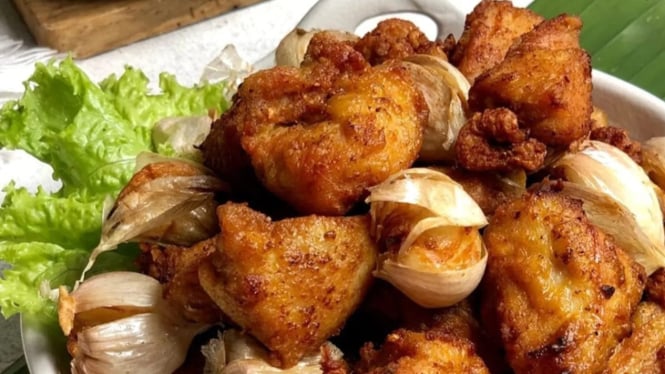 Ayam goreng bawang putih