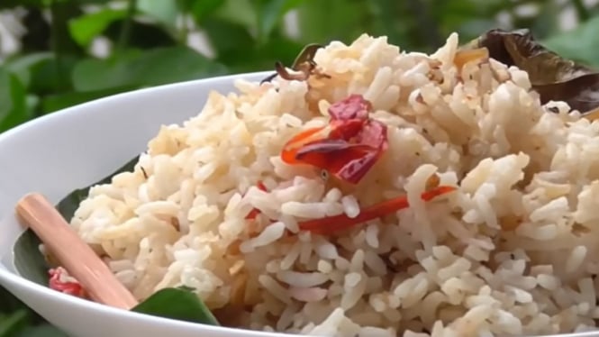 Nasi Liwet Rice Cooker Hidangan Gurih Praktis untuk Keluarga