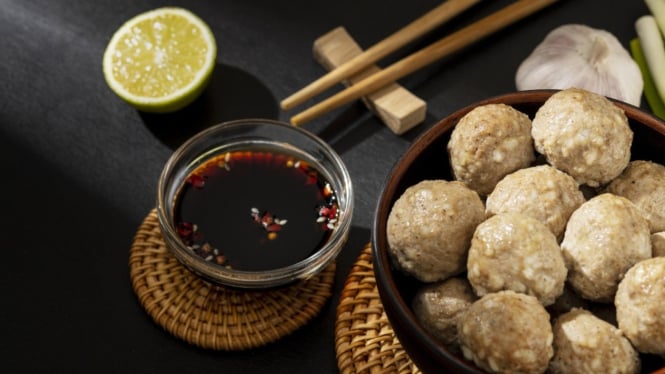 Pesta Bakso di Malang: 10+ Warung Bakso Terenak