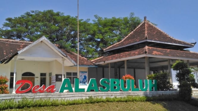 Balai Desa Alasbuluh