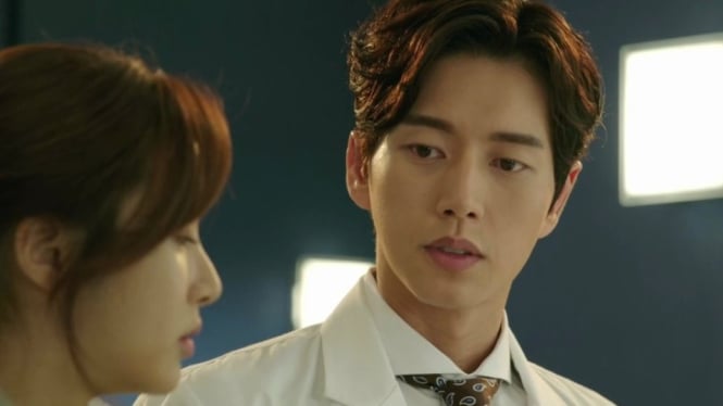 Drakor Doctor Stranger (2014)