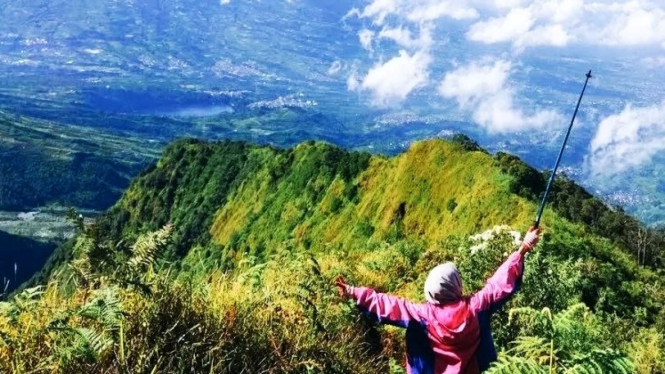 Rekomendasi gunung untuk pemula saat merayakan tahun baru