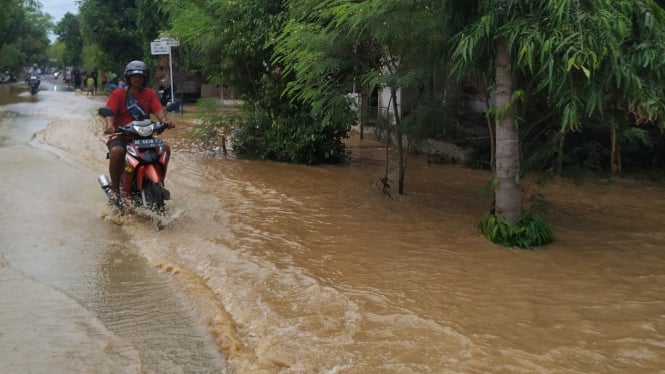 Banjir di Kelurahan Paju Ponorogo pada 16 Desember 2024