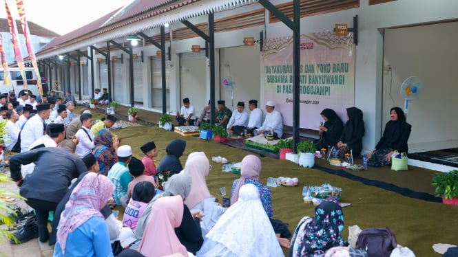 Bupati Ipuk Tasyakuran Bareng Pedagang Pasar Rogojampi