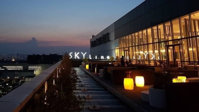 Kafe Semarang Paling Hits Skyline Lounge & Exclusive Dining