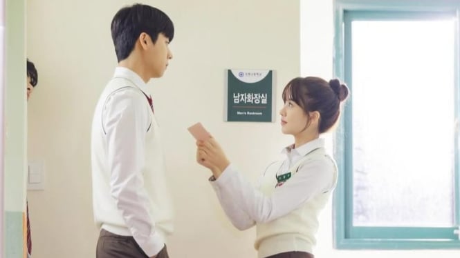 Kim So Hyun dalam scene drama Korea Serendipity's Embrace